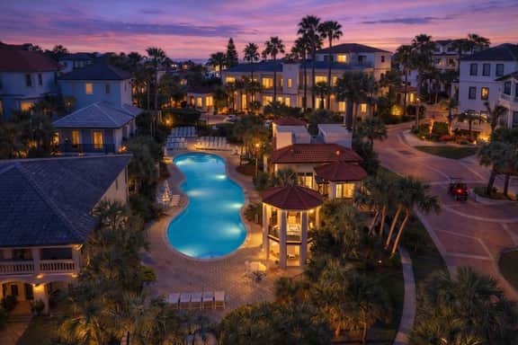 Walk to Private Beach, Heated Pool, Hot Tub, Gated - Image 3