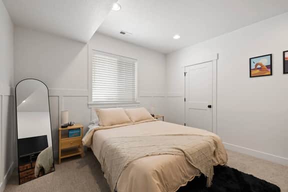 Near the Lake! | By BYU, UVU, TopGolf, Theatre - Image 2
